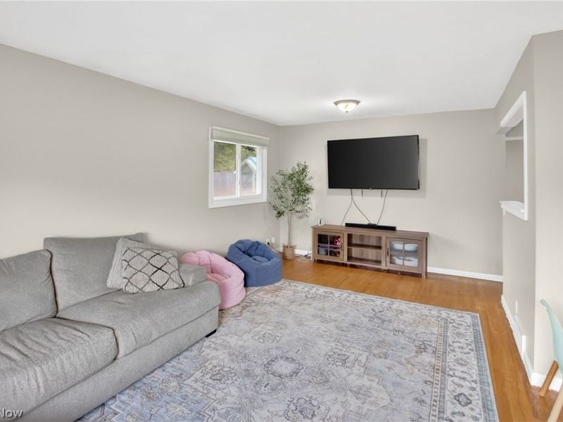 7434 Meadow Lane, Parma, OH 44134 Photo 14