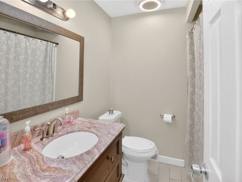 7434 Meadow Lane, Parma, OH 44134 Photo 23