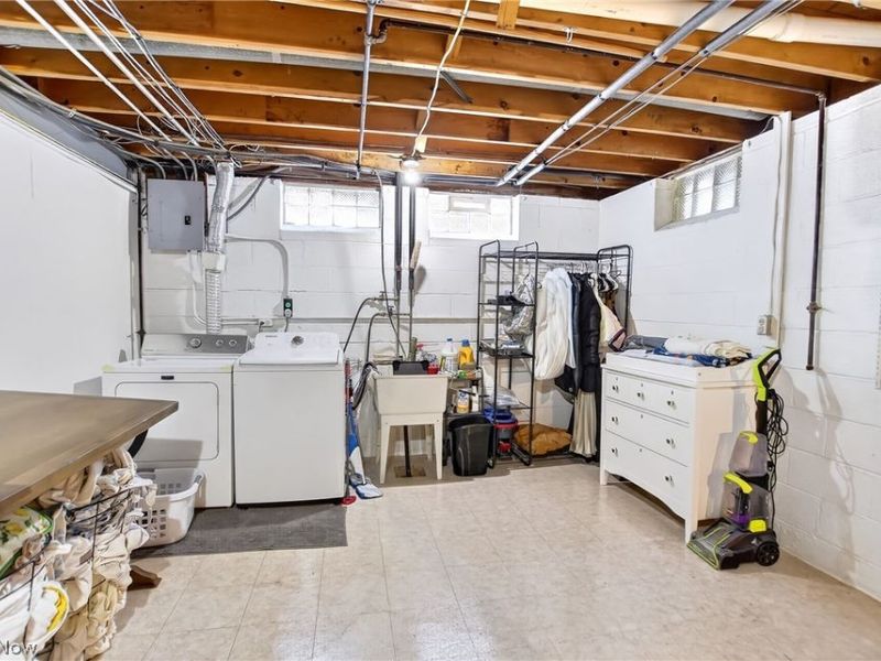 7434 Meadow Lane, Parma, OH 44134 Photo 33