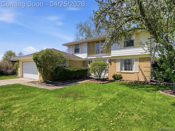 44242 N Umberland Circle, CANTON, MI 48187