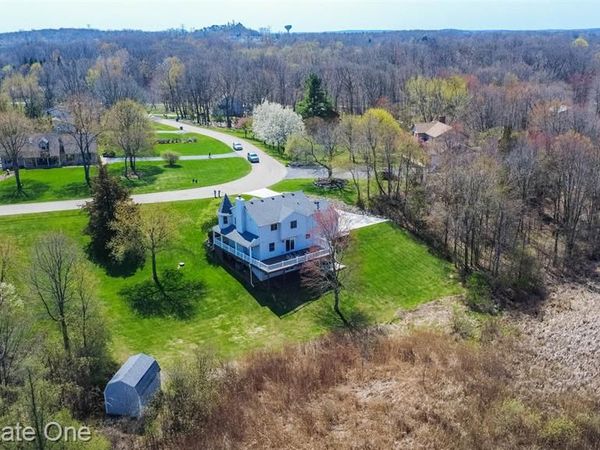 3306 Muirfield Circle, White Lake Twp, MI 48383