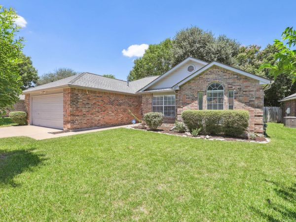 2310 Sycamore TRL, Round Rock, TX 78664