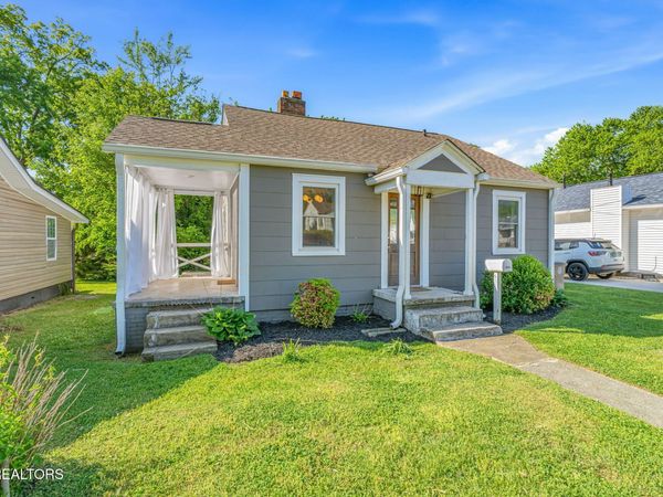 822 Radford Place, Knoxville, TN 37917