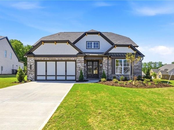 2695 Marie Way , Cumming, GA 30028