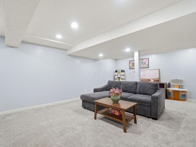 2085 Parklawn Drive, Lewis Center, OH 43035 Photo 61