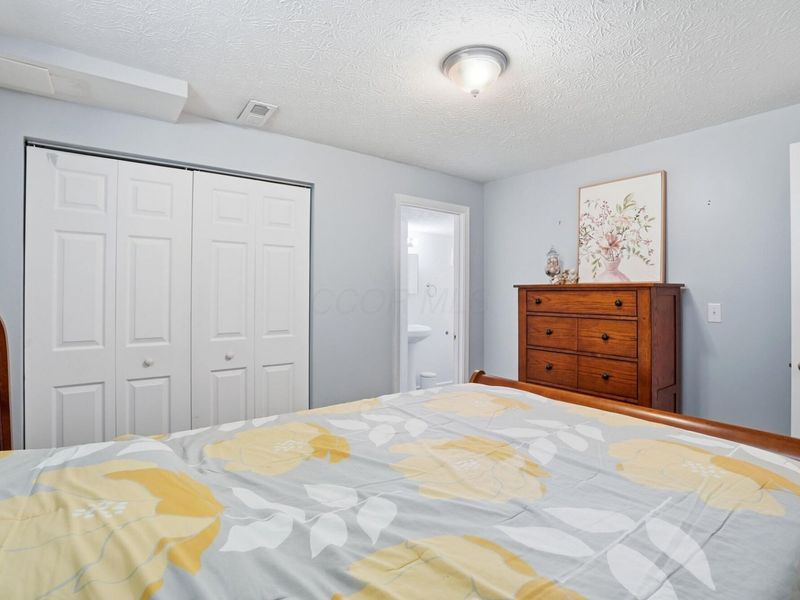 2085 Parklawn Drive, Lewis Center, OH 43035 Photo 64