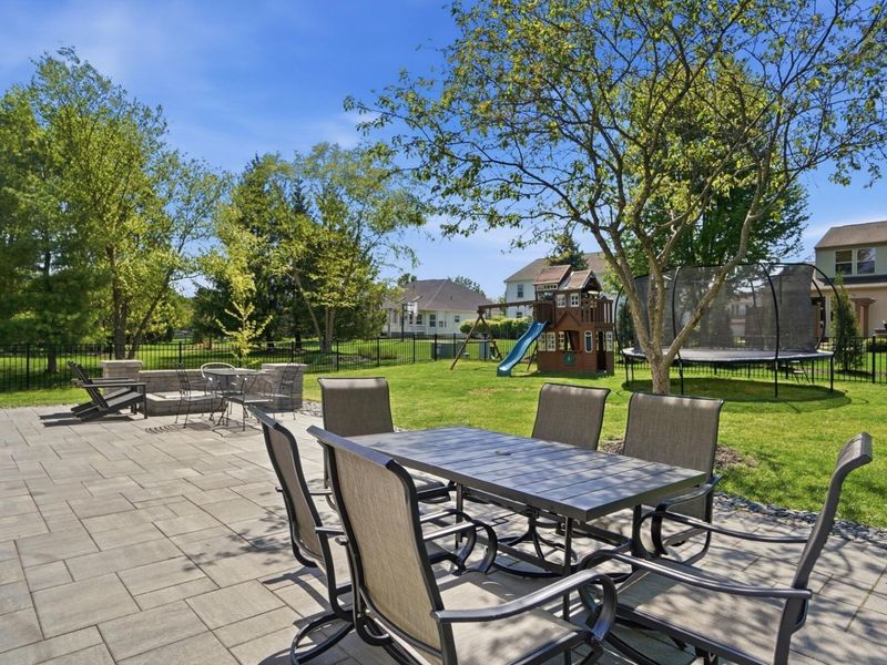 2085 Parklawn Drive, Lewis Center, OH 43035 Photo 80