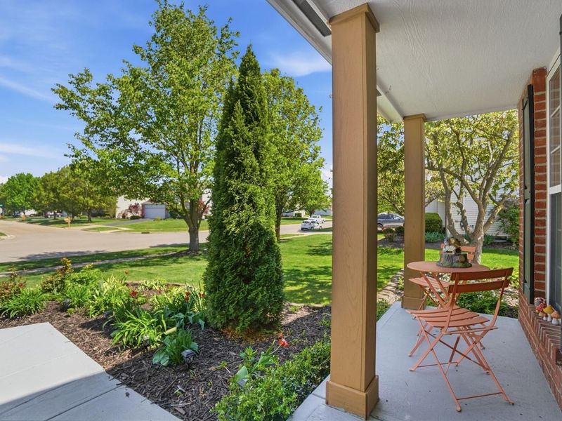 2085 Parklawn Drive, Lewis Center, OH 43035 Photo 9