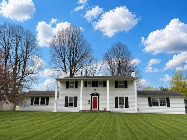 751 Vicksburg Drive , Lexington, OH 44904