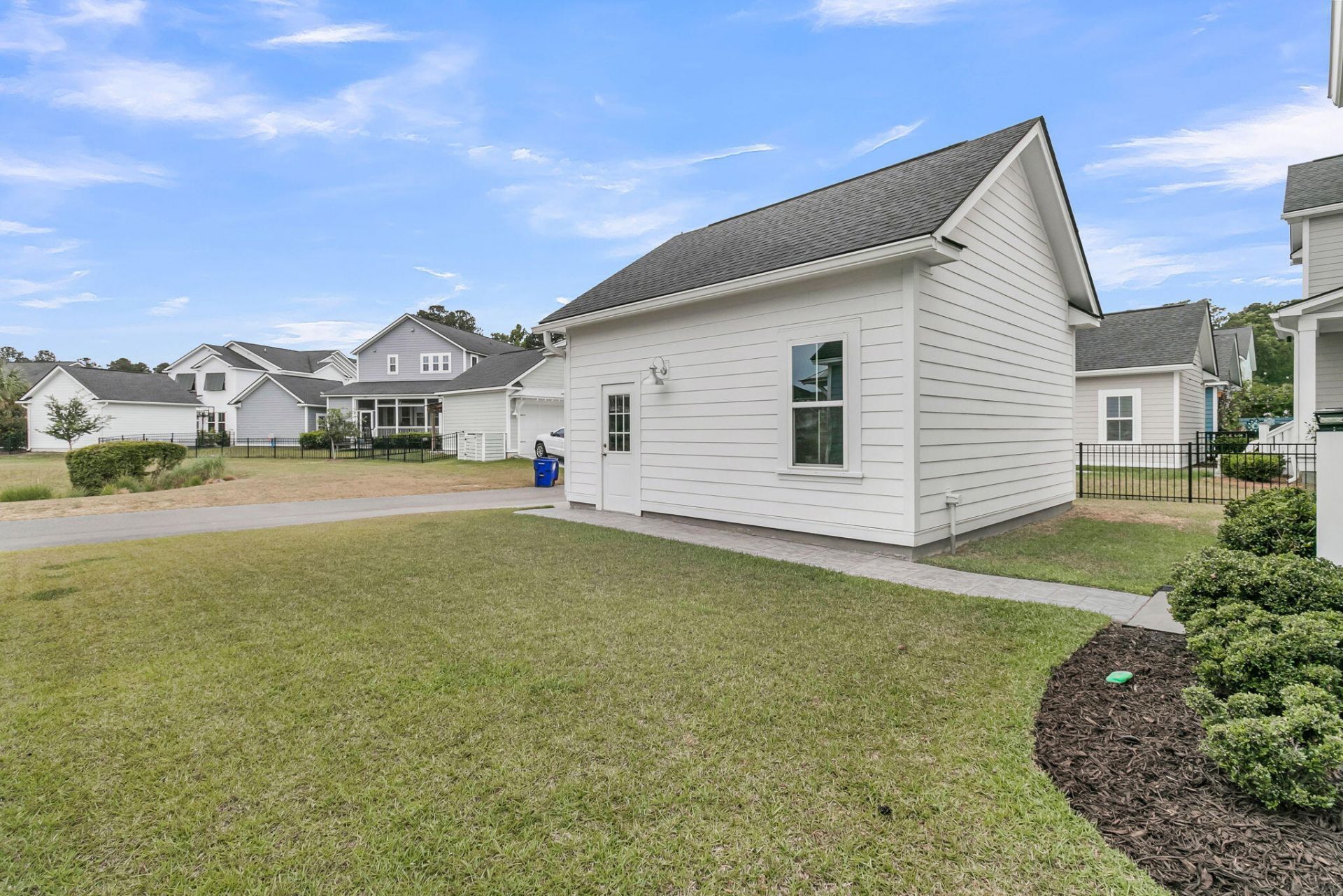4046 Maidstone Drive Photo 36
