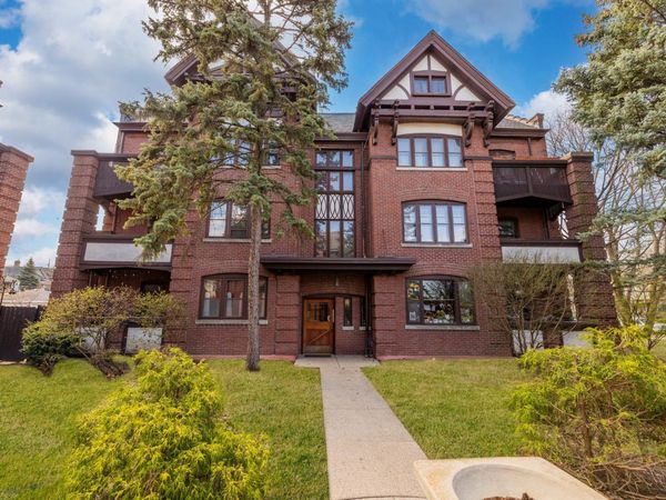 116 S East Avenue , Unit 1E, Oak Park, IL 60302