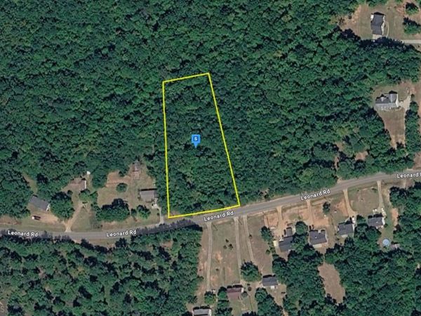 581 Leonard Road, Lagrange, GA 30241