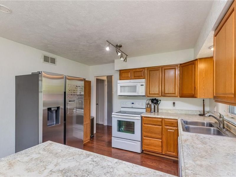 263 N American Boulevard, Vandalia, OH 45377 Photo 21