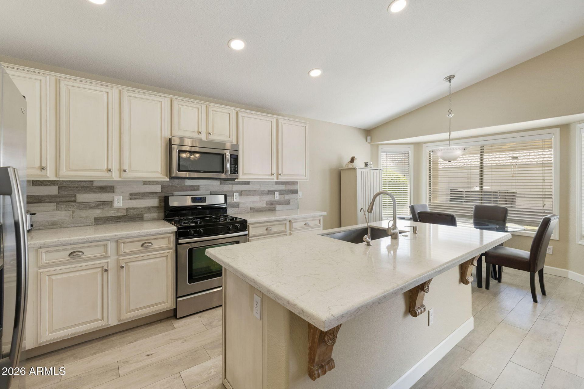 1675 E Olive Avenue, Gilbert, AZ 85234 Main Photo