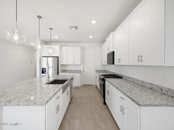 37418 W SAN ILDEFANSO Avenue, Maricopa, AZ 85138