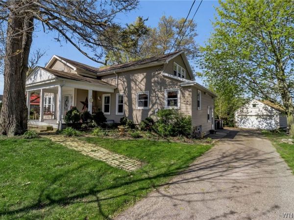 3045 Belknap Road , Eden, NY 14057