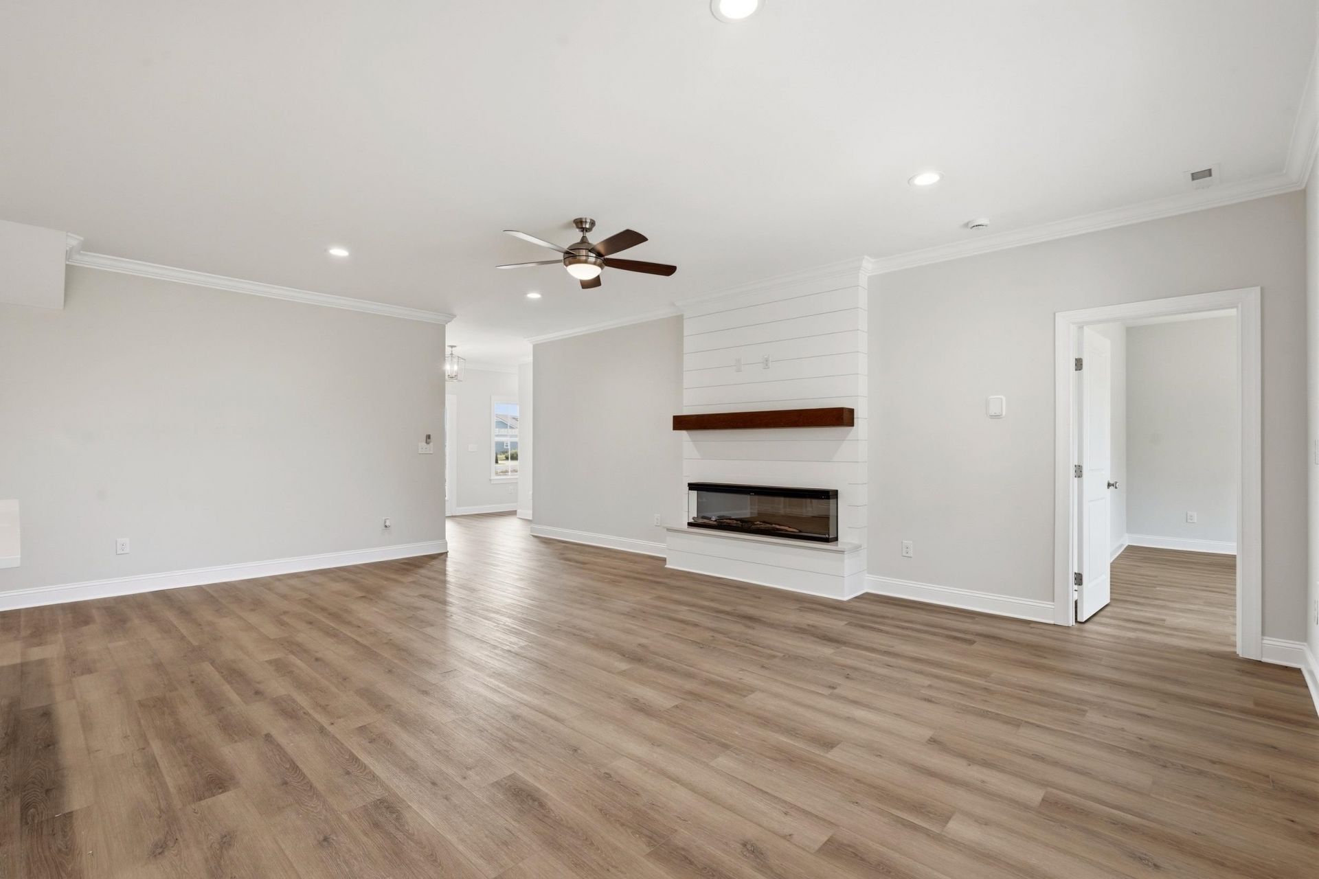 1105 Crooked Hook Rd.  Photo 11