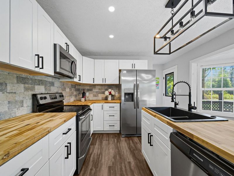 6355 Taylor Road , Blacklick, OH 43004 Photo 12