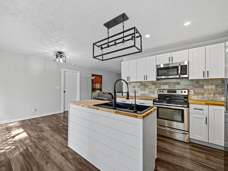 6355 Taylor Road , Blacklick, OH 43004 Photo 15