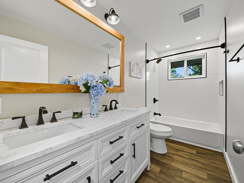 6355 Taylor Road , Blacklick, OH 43004 Photo 18