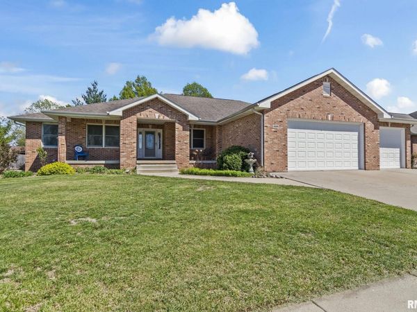 1428 Horse Creek Trail, Pawnee, IL 62558