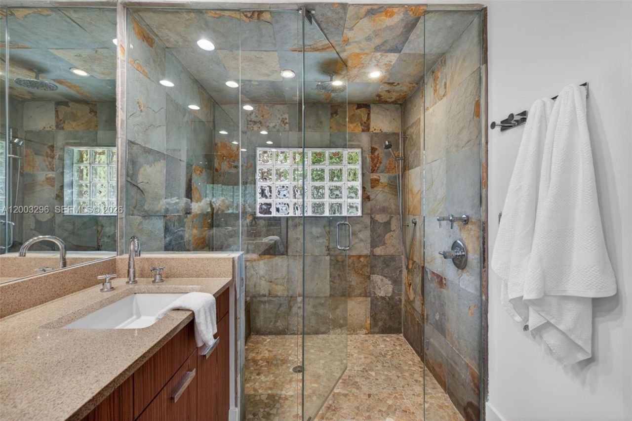 3050 NE 41st St , Fort Lauderdale, FL 33308 Photo