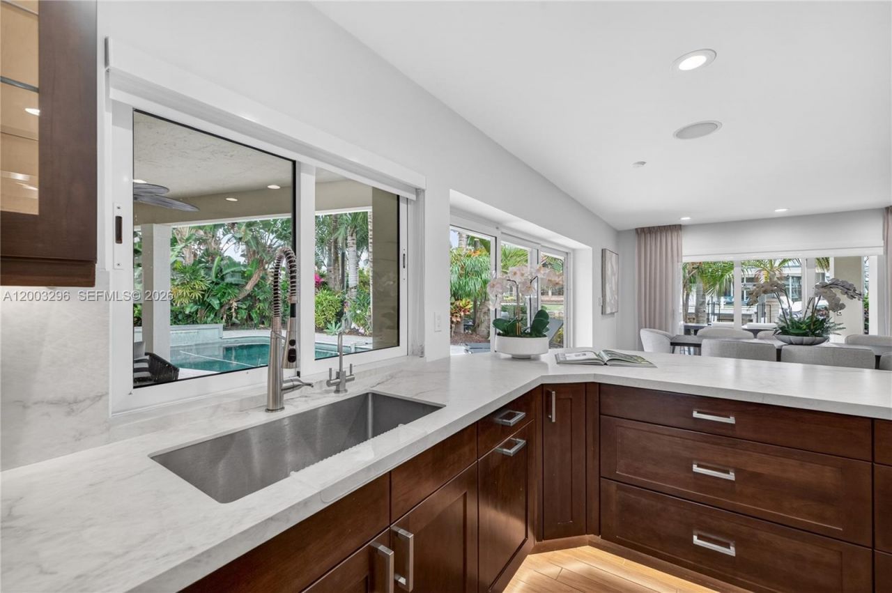 3050 NE 41st St, Fort Lauderdale, FL 33308 Photo