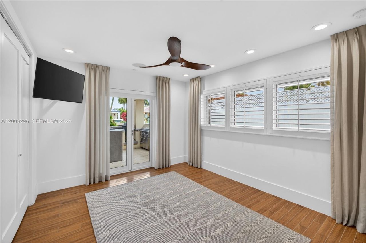 3050 NE 41st St, Fort Lauderdale, FL 33308 Photo