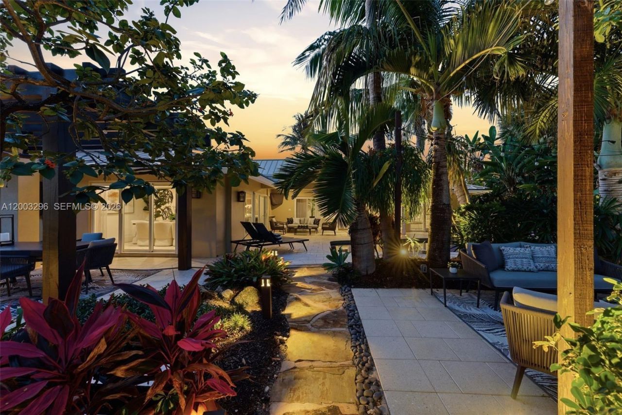 3050 NE 41st St, Fort Lauderdale, FL 33308 Photo