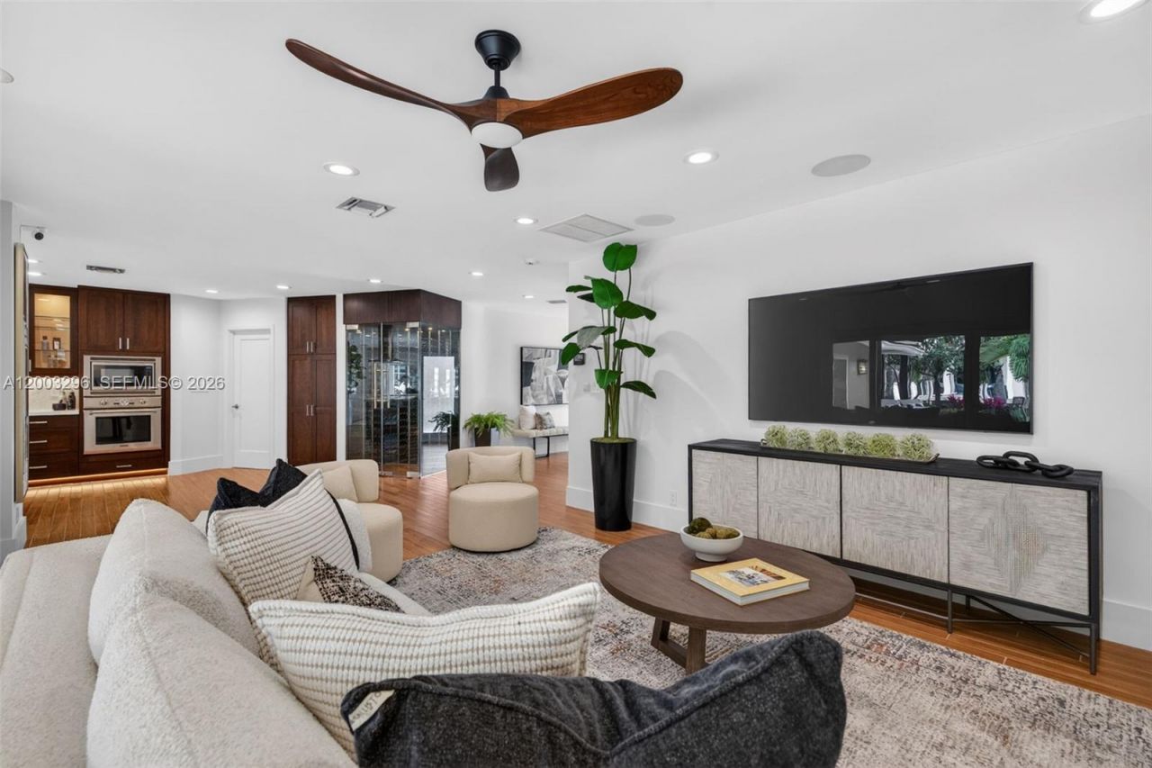 3050 NE 41st St, Fort Lauderdale, FL 33308 Photo