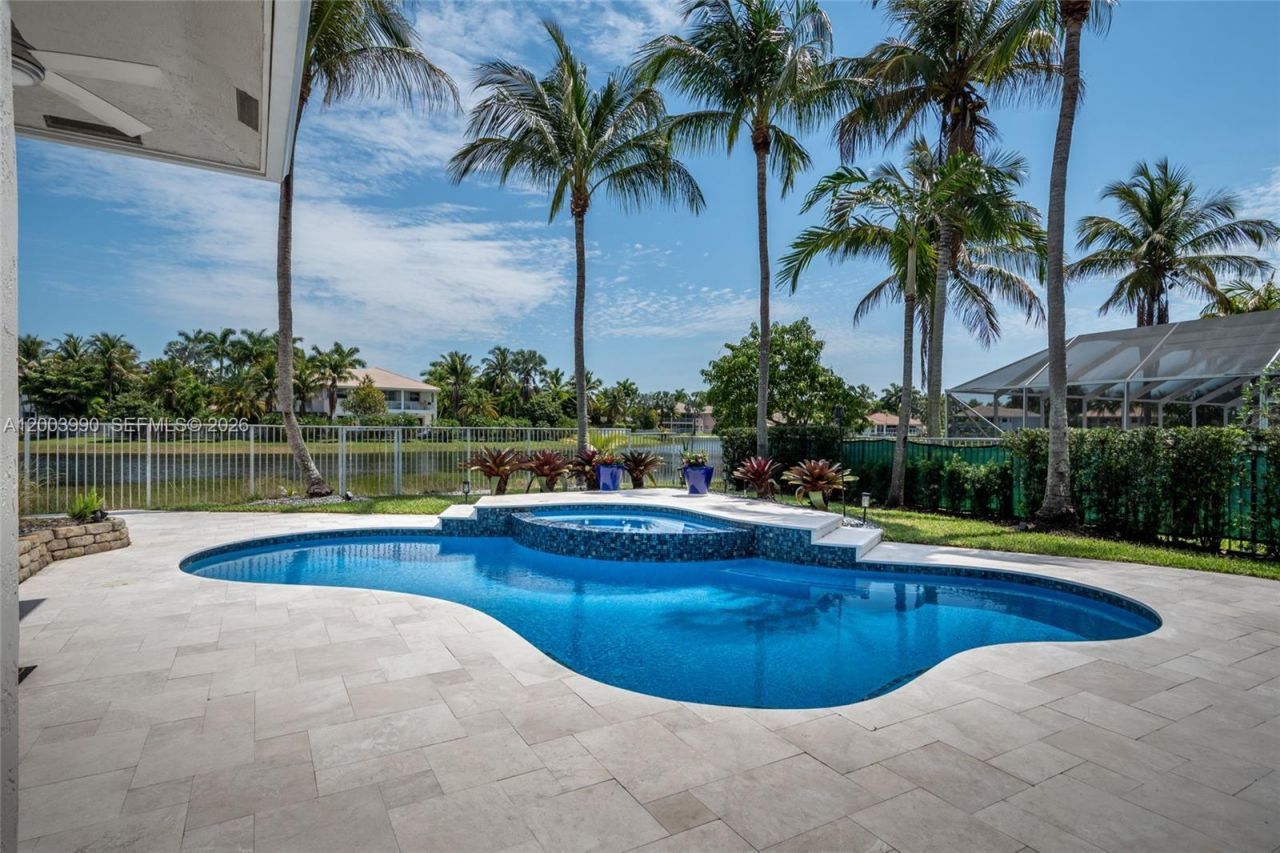 1776 Victoria Pointe Cir, Weston, FL 33327 Photo