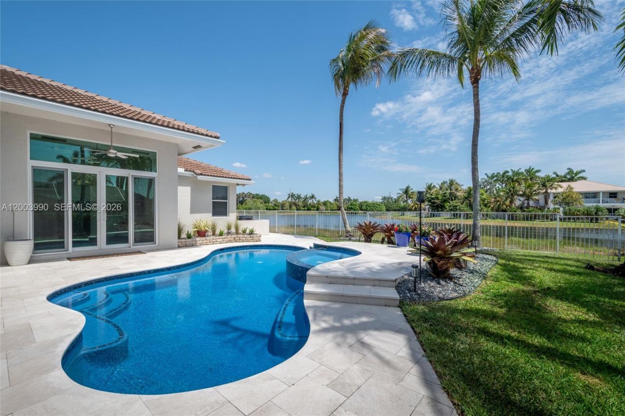 1776 Victoria Pointe Cir, Weston, FL 33327 Photo
