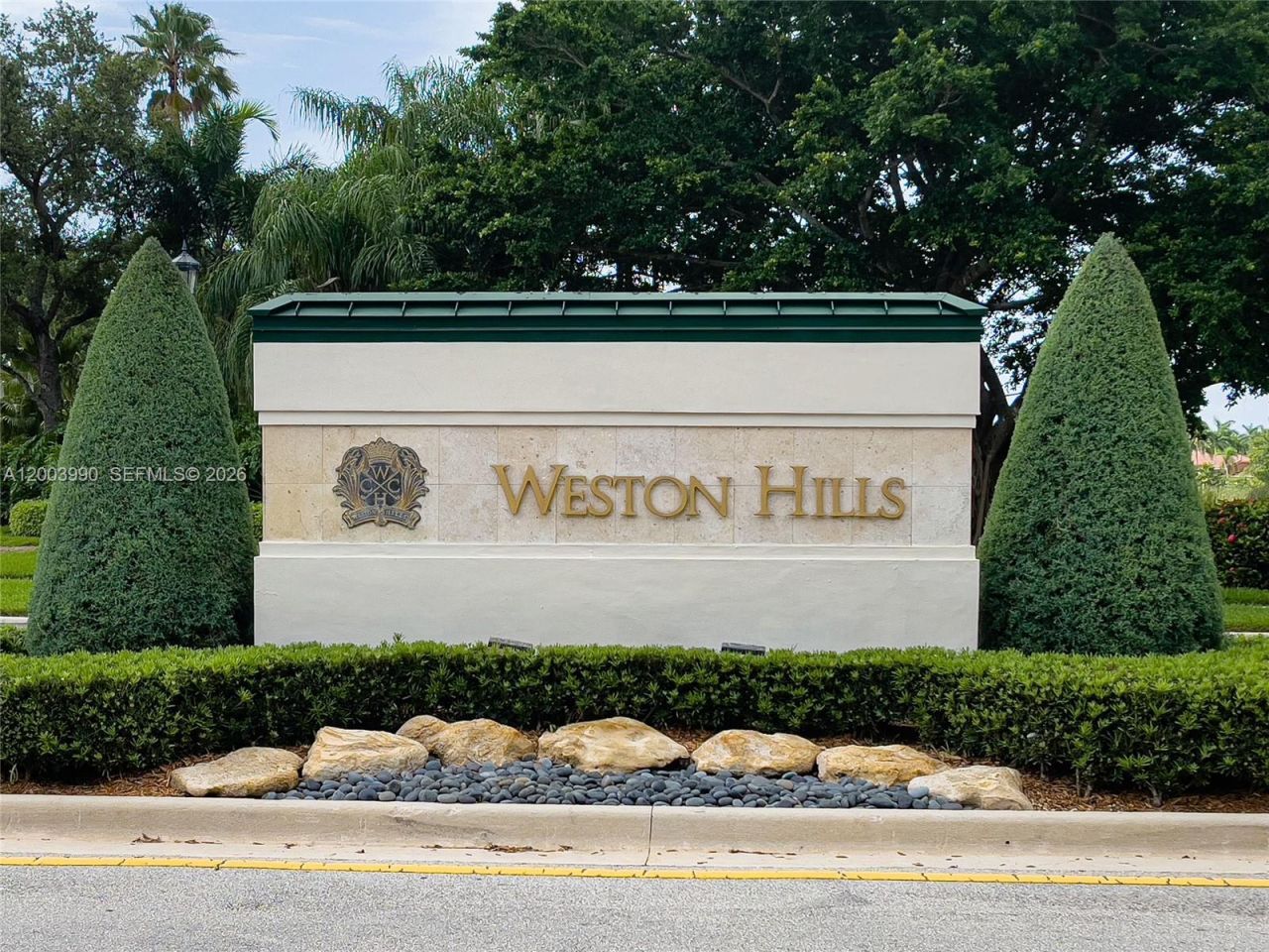 1776 Victoria Pointe Cir, Weston, FL 33327 Photo