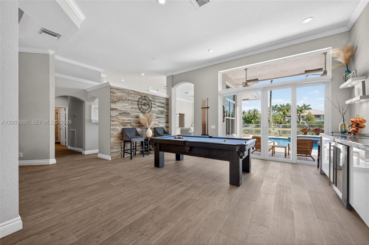 1776 Victoria Pointe Cir, Weston, FL 33327 Photo