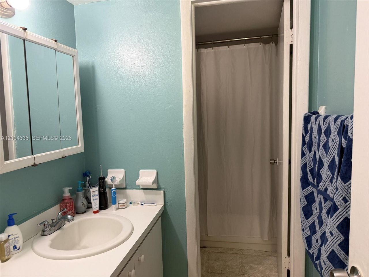 6950 W 6th Ave , Unit 412, Hialeah, FL 33014 Photo