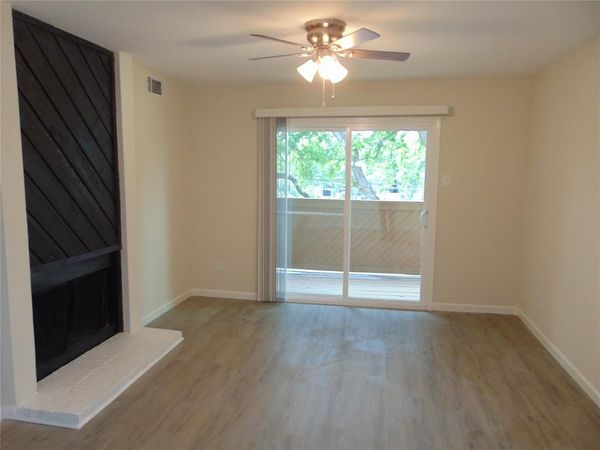 8110 Skillman Street , Unit 2072, Dallas, TX 75231