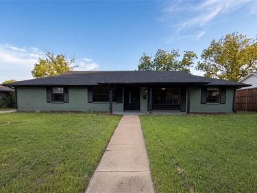 3255 Whitehall Drive, Dallas, TX 75229