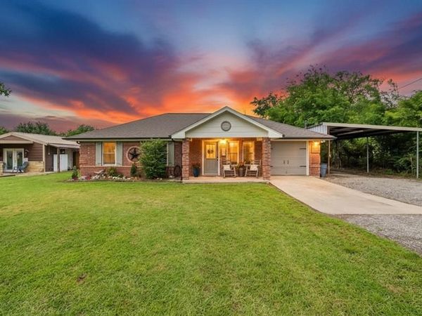 111 Vz County Road 3433, Wills Point, TX 75169