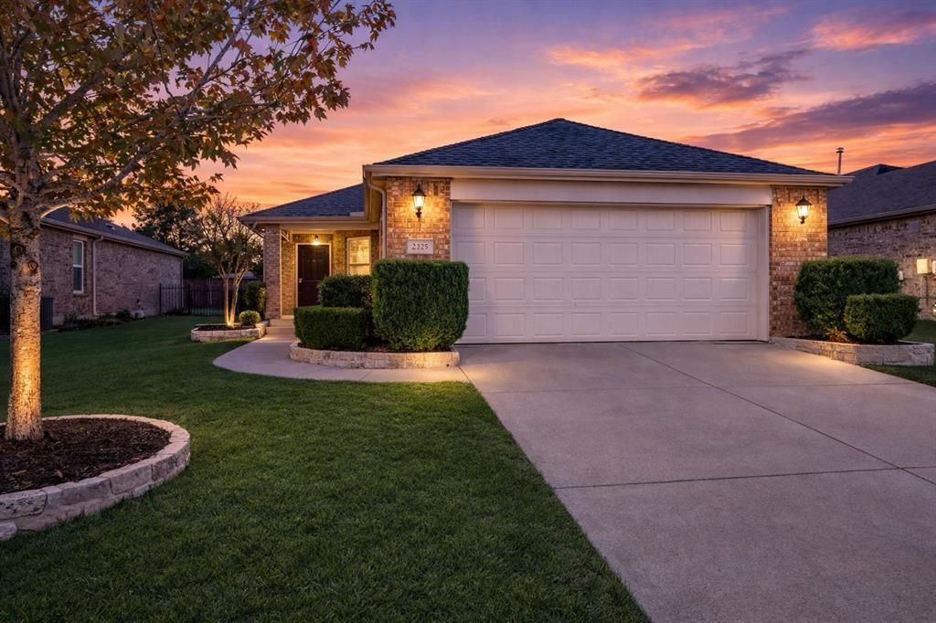 2325 Beachfront Drive, Frisco, TX 75036 Main Photo