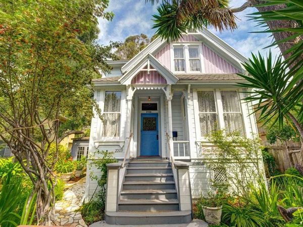 2009 Berkeley Way, Berkeley, CA 94704