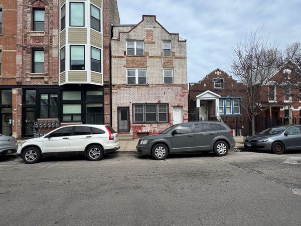 2152 W 21st Street , Chicago, IL 60608