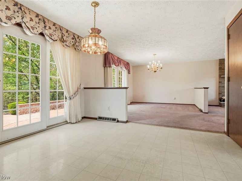 8285 Southwood Drive NW, North Canton, OH 44720 Photo 17