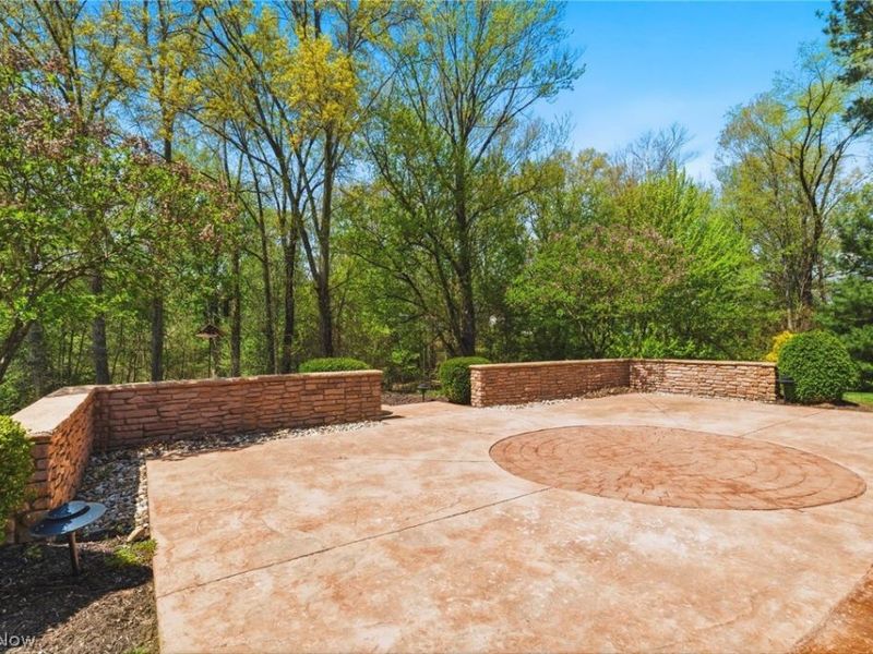 8285 Southwood Drive NW, North Canton, OH 44720 Photo 37