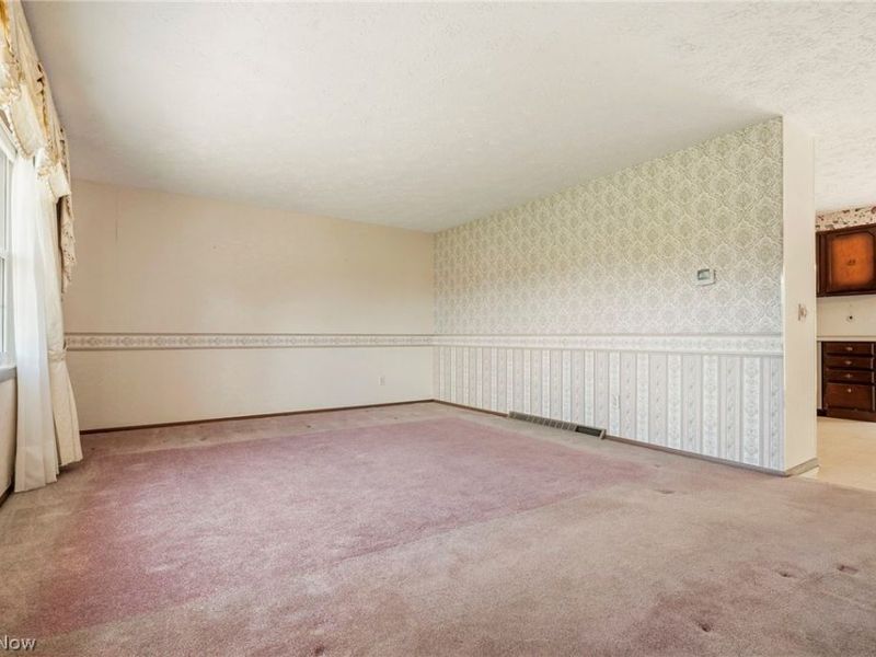 8285 Southwood Drive NW, North Canton, OH 44720 Photo 7