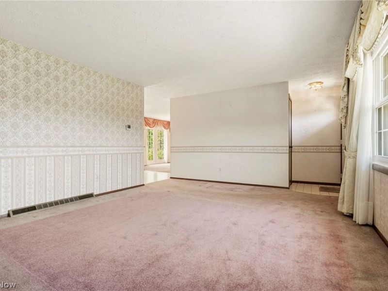 8285 Southwood Drive NW, North Canton, OH 44720 Photo 8