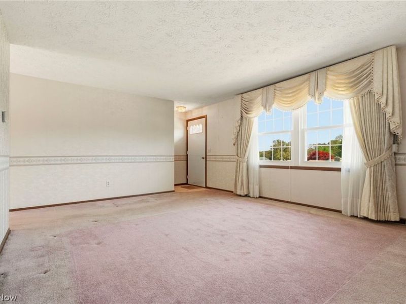 8285 Southwood Drive NW, North Canton, OH 44720 Photo 9