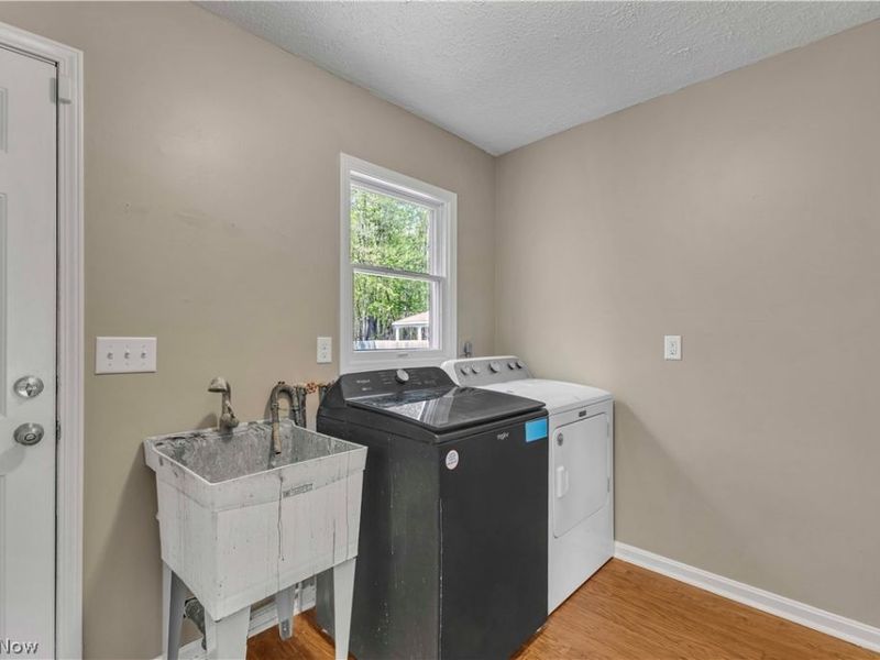 5284 Case Road, North Ridgeville, OH 44039 Photo 12