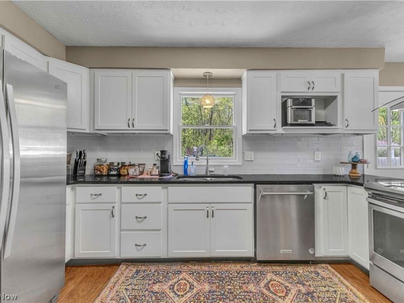 5284 Case Road, North Ridgeville, OH 44039 Photo 8