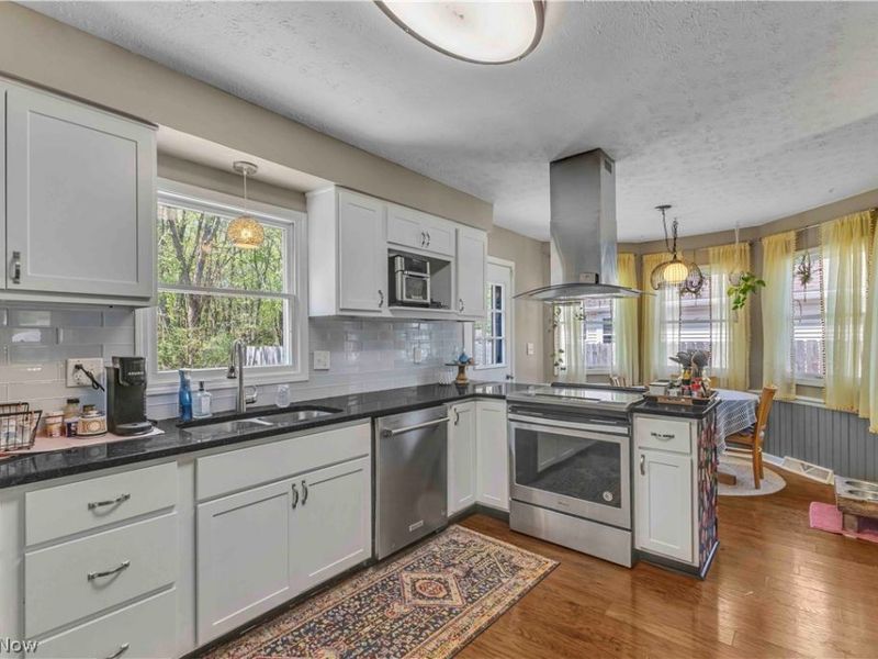 5284 Case Road, North Ridgeville, OH 44039 Photo 9