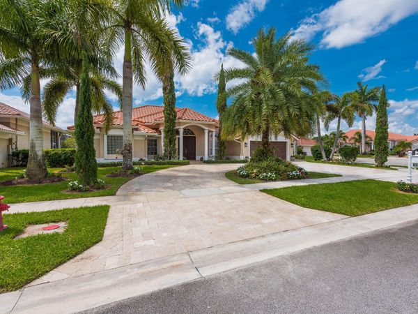 10535 Maple Chase Drive, Boca Raton, FL 33498